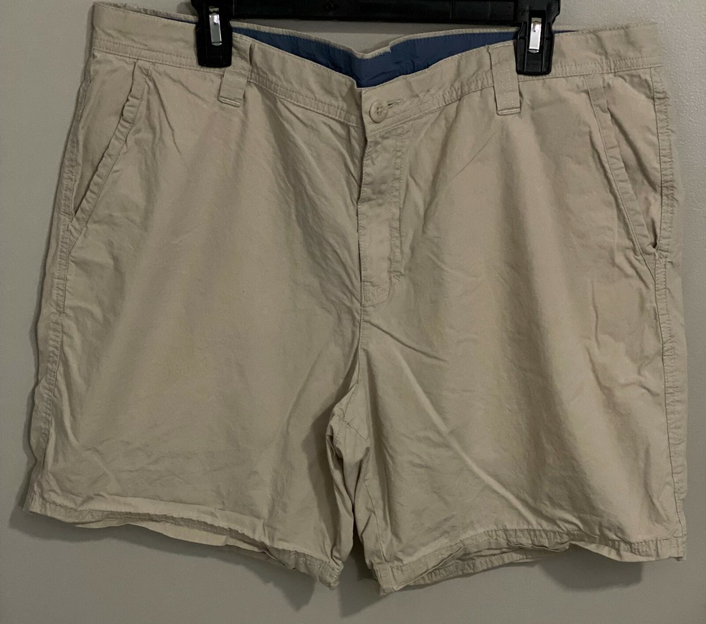 Columbia Sportswear Outdoor Chino Khaki Shorts Tan Men's ~ Size 40