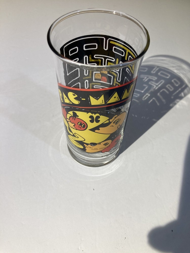 Vintage 1982 PAC-MAN 12 oz Drinking Glass by Bally Midway Mfg Co