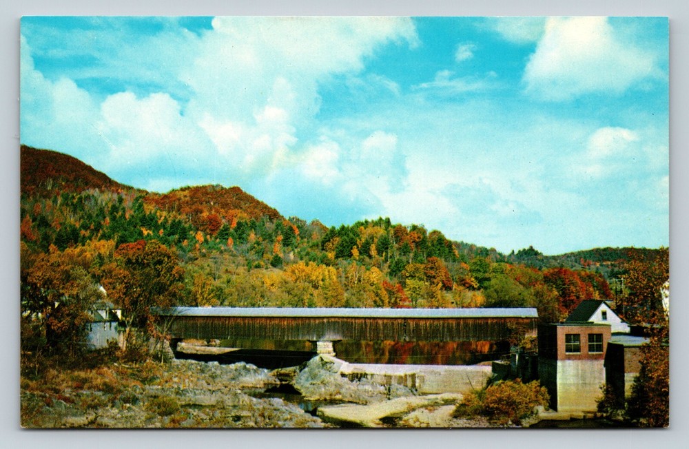 Nice Covered Bridge At Woodsville New Hampshire NH VINTAGE Postcard