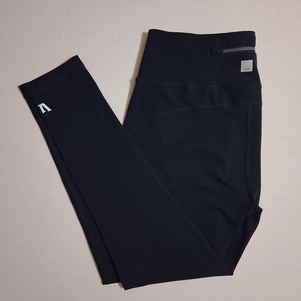 Black Vuori Leggings / Black Vuori Pants Womens Medium