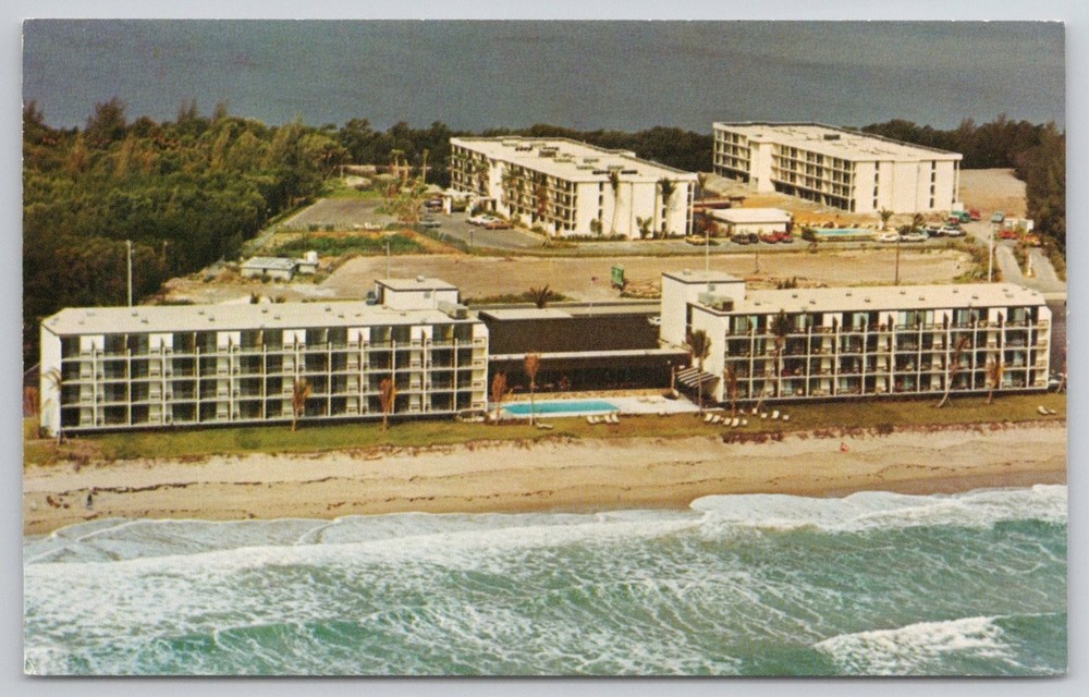 Vintage Holiday Inn Jensen Beach FL Postcard Hutchinson Island Ocean View