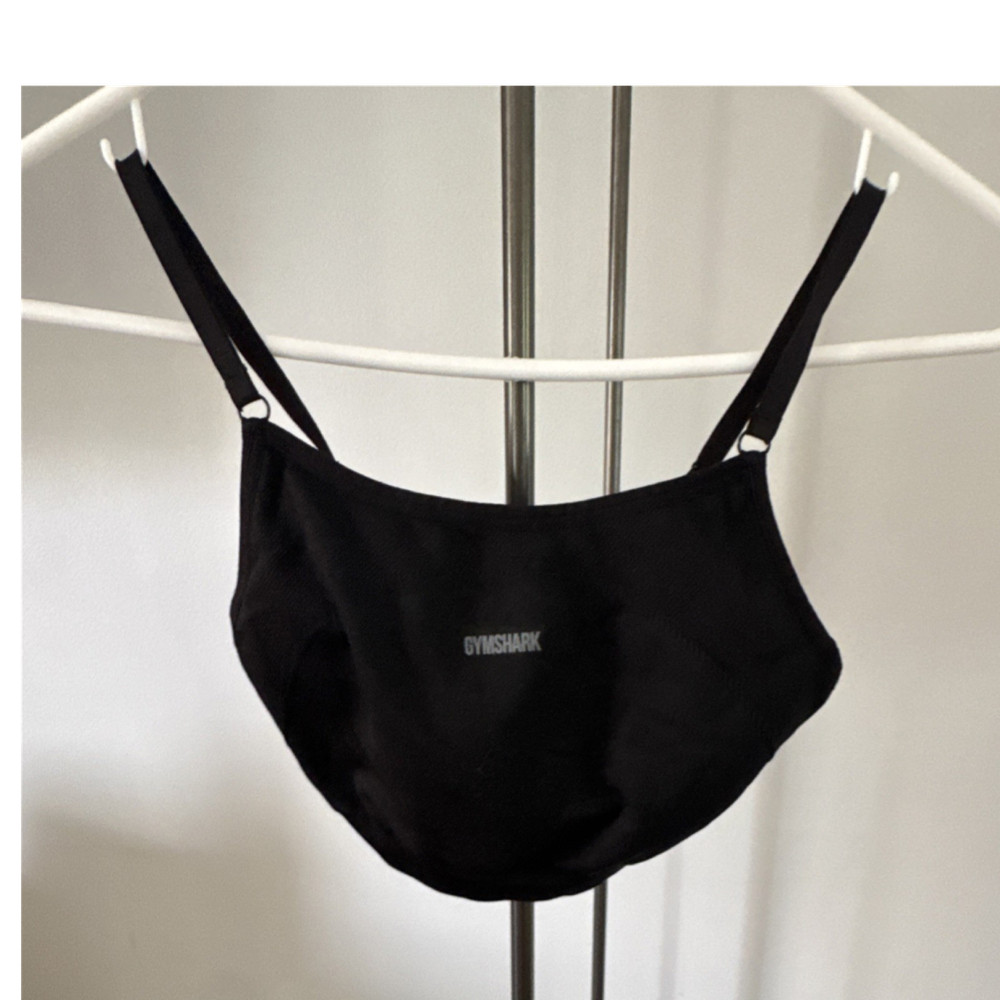 Gymshark Women's Sports Bra Black Size S Stretch Wireless Adjustable Strap Logo