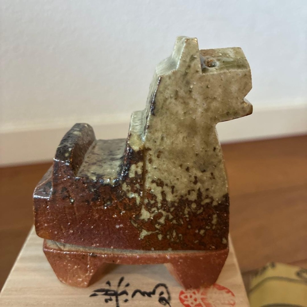Shigaraki Ware 4th Gen Takahashi Rakusai Incense Case Horse Zodiac Green Glaze