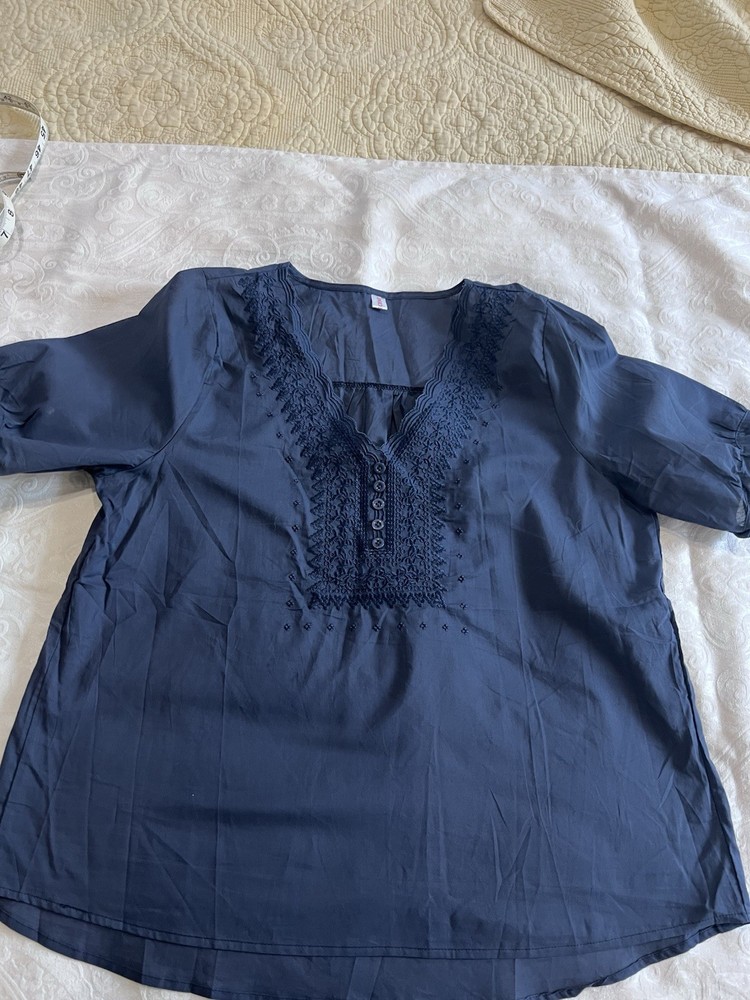 Yany Chao Blue Solid Embroidered Linen V-Neck Button Front Short Sleeve Blouse