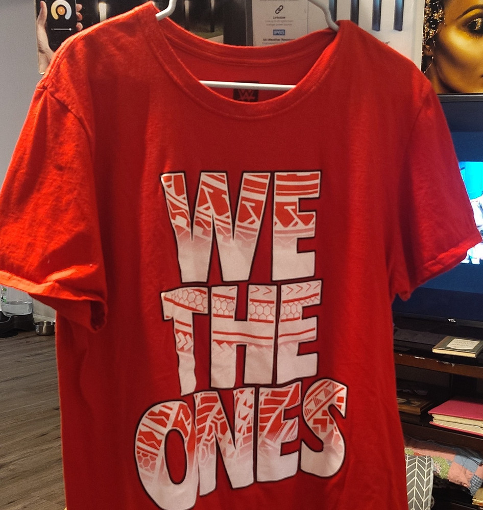 WWE Authentic Tee Men's L Regular Red Graphic Logo Crew Neck Cotton Knit Tee