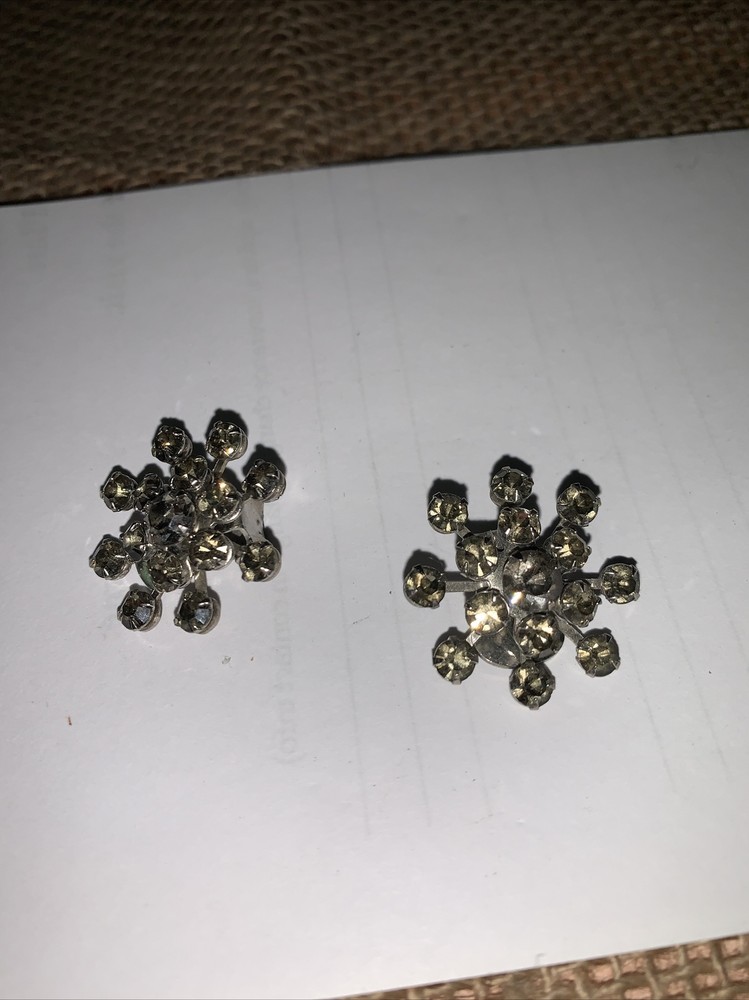 Vintage WEISS Clear RHINESTONE Clip On  Earrings SIGNED