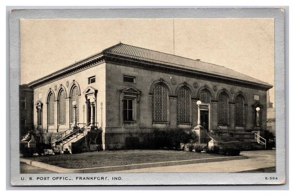 Frankfort Indiana IN US Post Office Street View Posted 1941 Linen Postcard