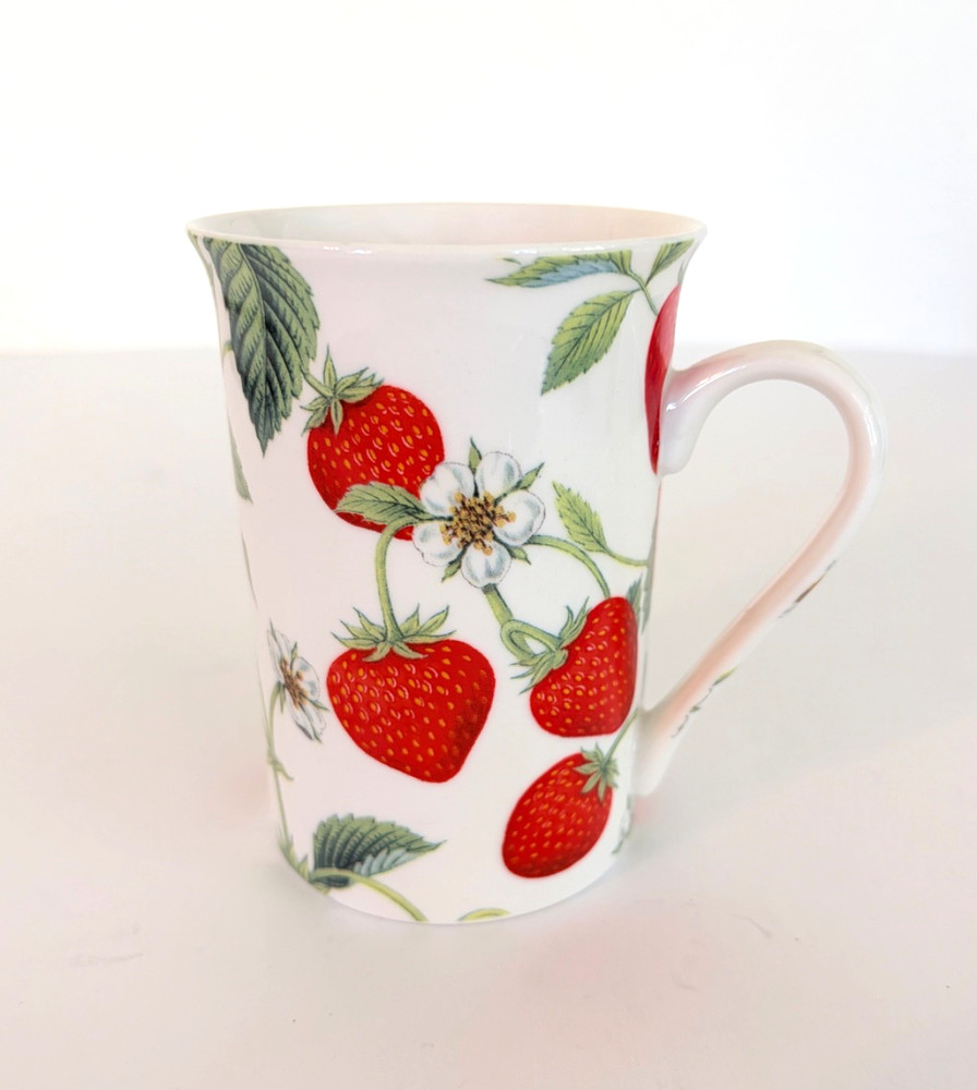 Kent Pottery Strawberry Mug Fine Bone China Coffee Tea Cup England Floral Fruit