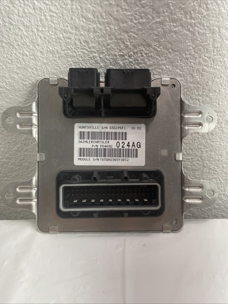 06-10 Jeep Commander Body Control Module BCM - P04692 / 024AG  FREE SHIPPING