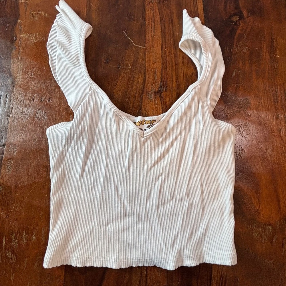 Nectar Clothing White Ribbed Ruffle Strap V-Neck Tank Top Small