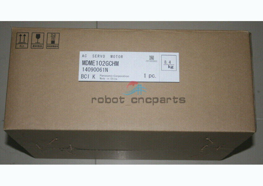 1pcs New in box Panasonic Servo motor MDME102GCHM
