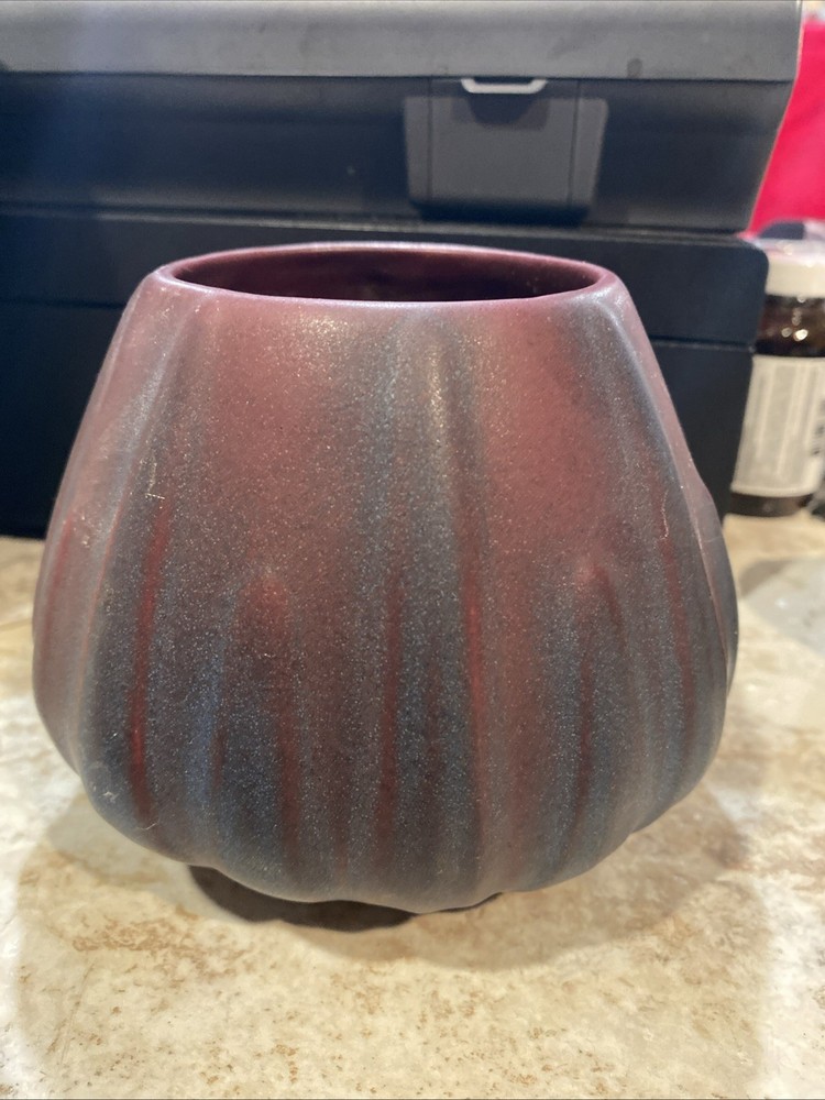 Van Briggle 1920'S  Persian Rose / Mulberry  Vase
