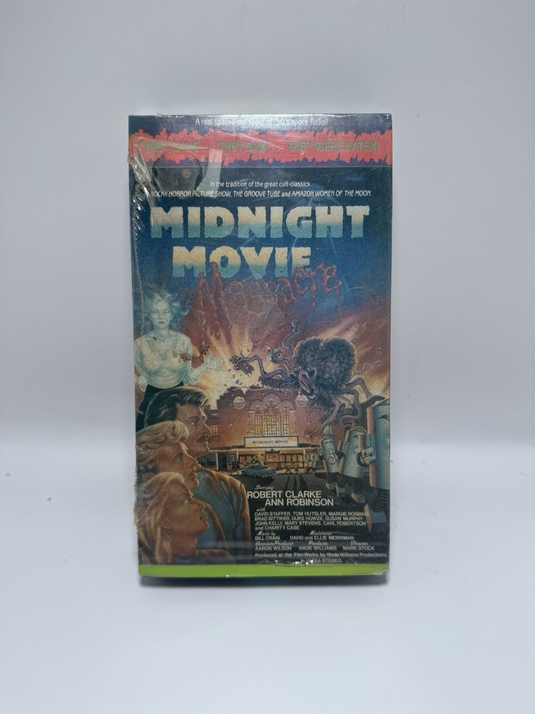 Midnight movie massacre(VHS) 1985 Horror Aliens Vhs Free Shipping