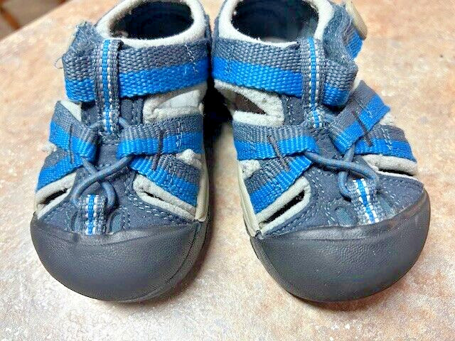 Keen Newport H2 Waterproof Hiking Sandal Blue Toddler Kids measures 5 inches 4-5