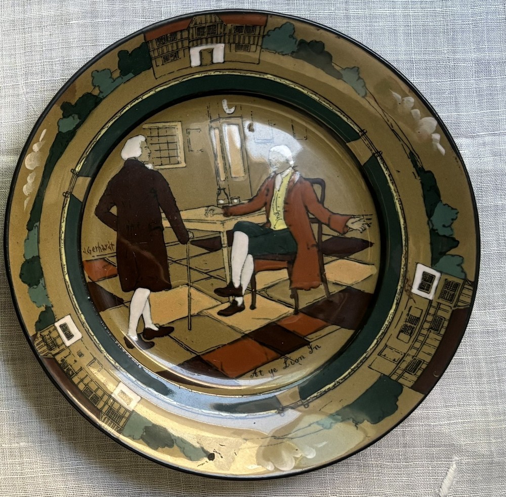 Buffalo Pottery Deldare Ware “At Ye Lion Inn” Plate – 6.25