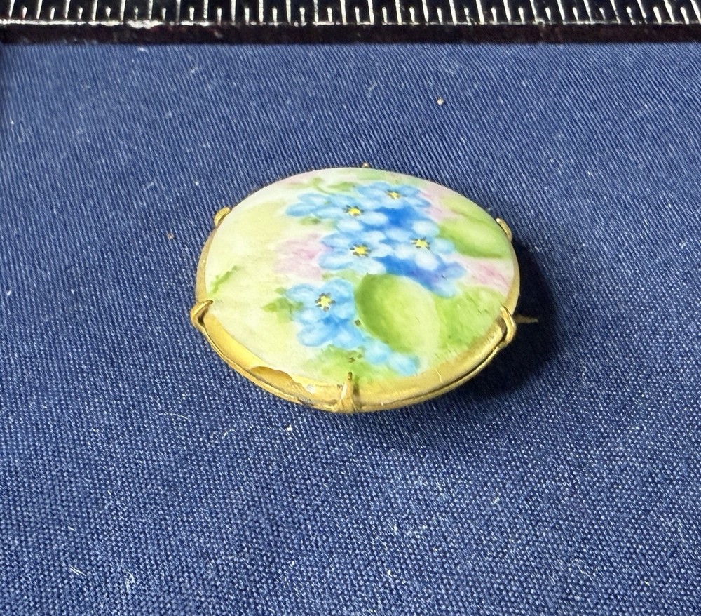 Vintage Hand Painted Porcelain Floral Brooch Gold Tone Oval