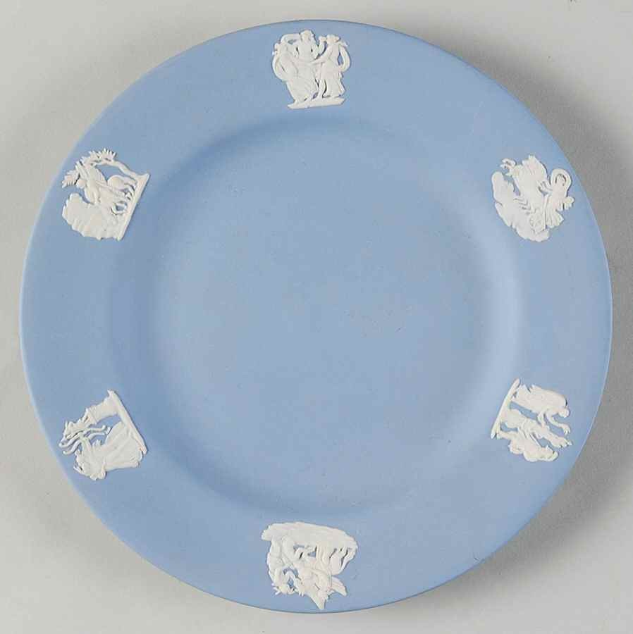 Wedgwood Cream Color on Lavender  Jasperware Bread & Butter Plate 788032