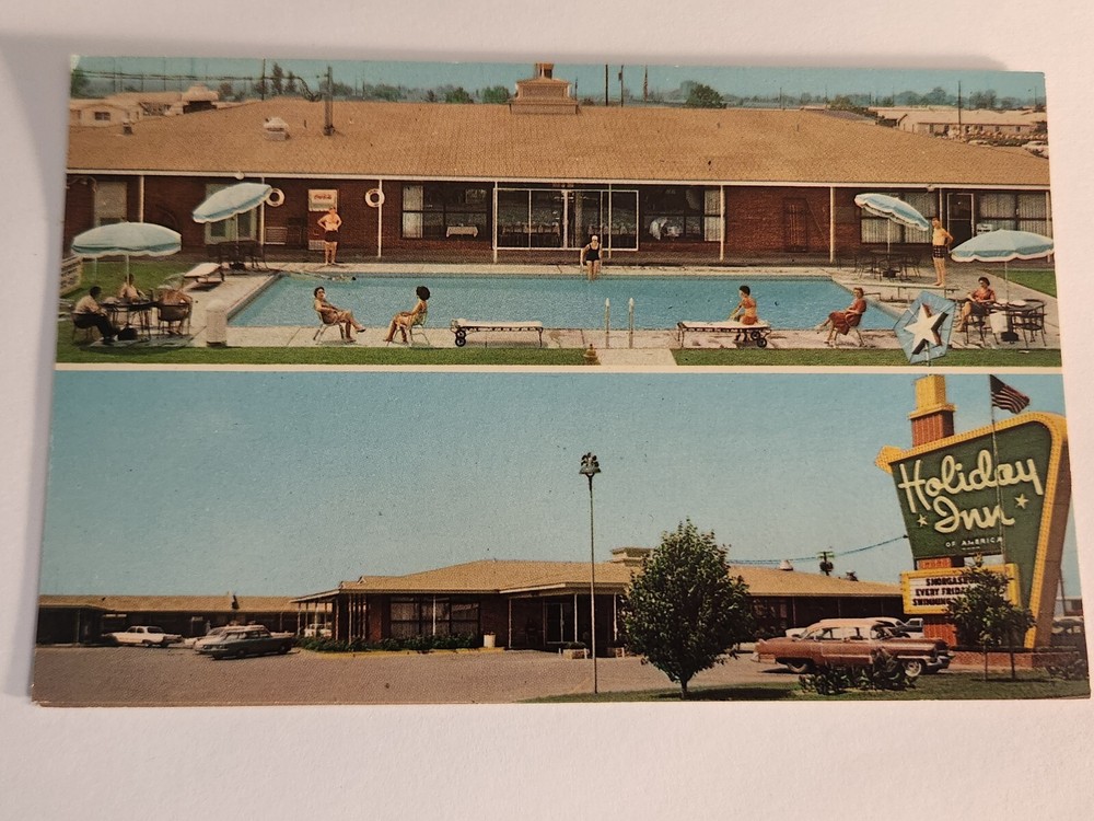 NOS HOLIDAY INN HOTEL Pool Courtyard Resort Vtg Automobile Postcard Unposted NEW
