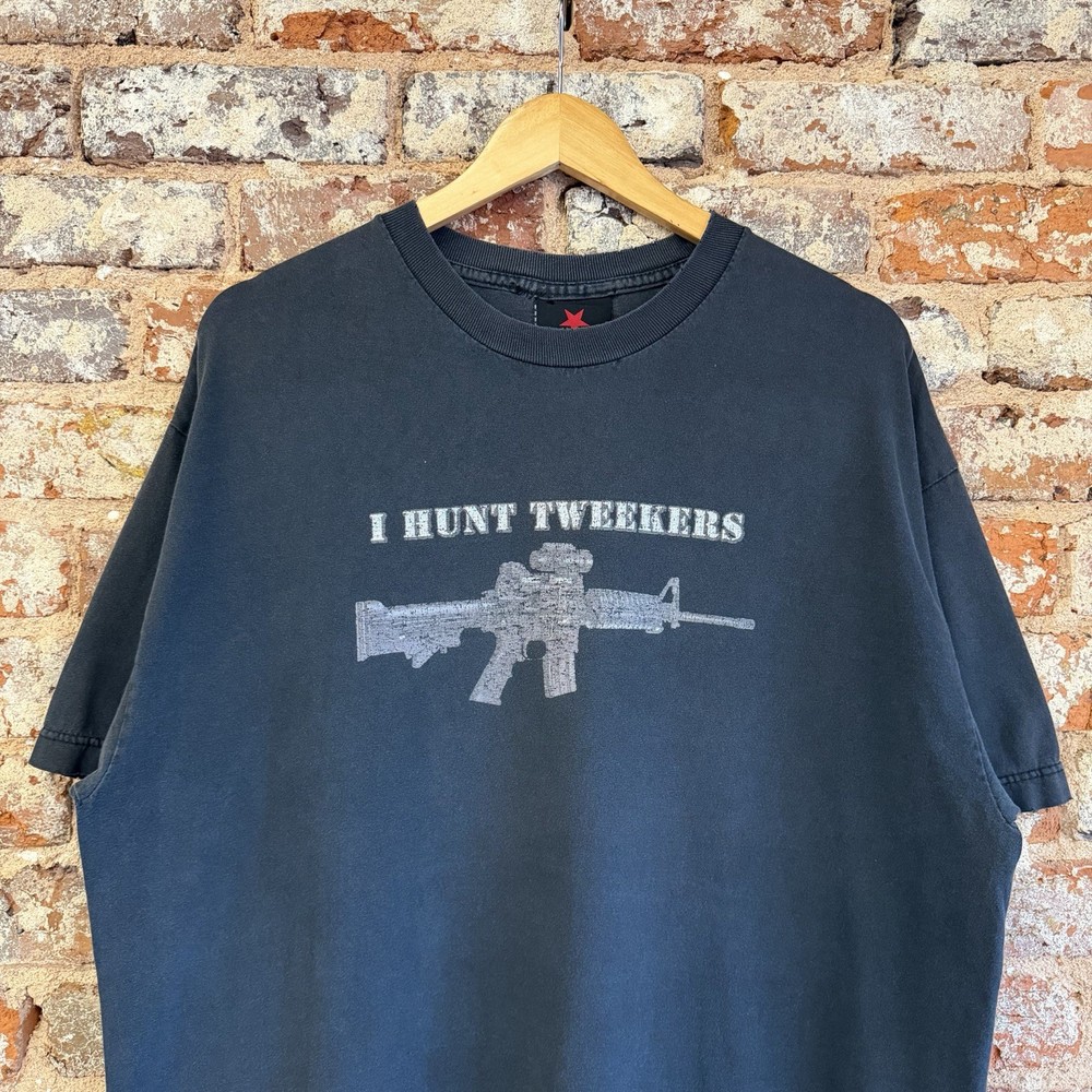 Late 90’s Serial Killer I Hunt Tweekers T-Shirt Size XL