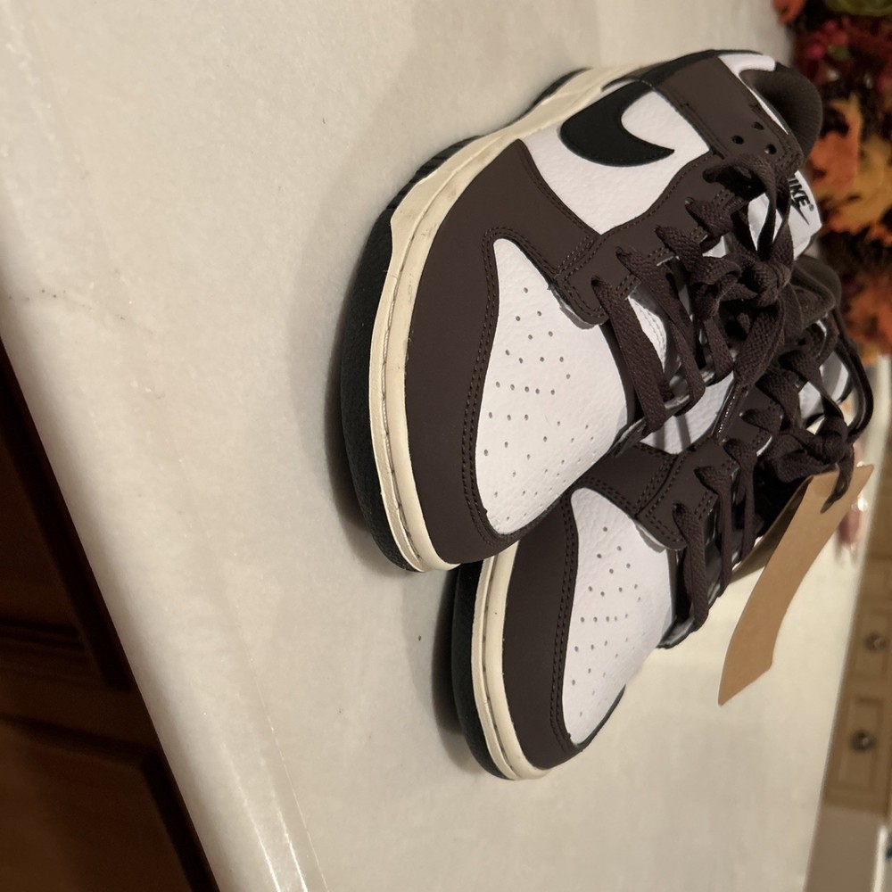 Nike Dunk Low “Brown / White” – Men’s Size 9 – Brand New w/ StockX Tag