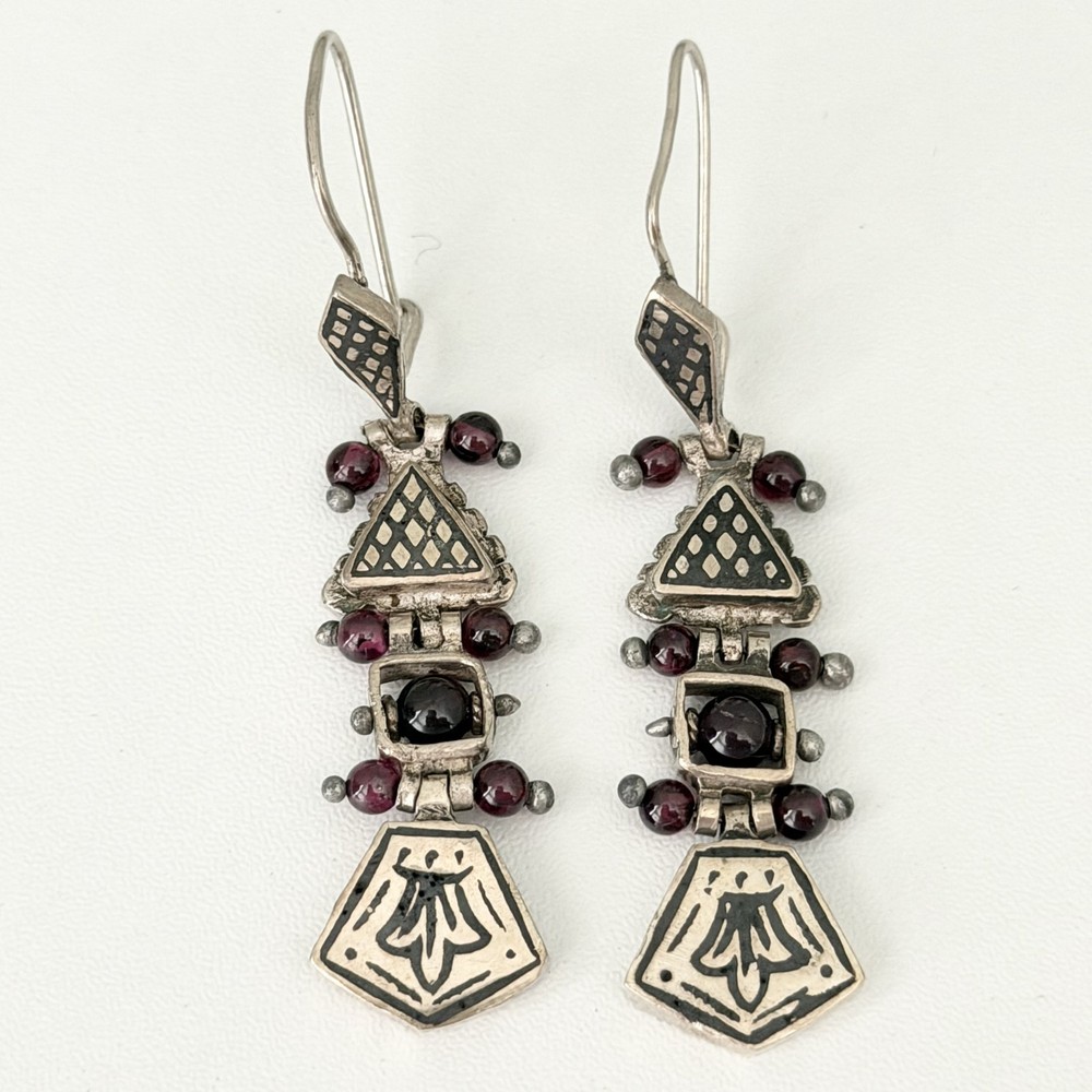 Vintage 925 Sterling Silver Genuine Garnet Earrings Unique Beaded Design Dangles