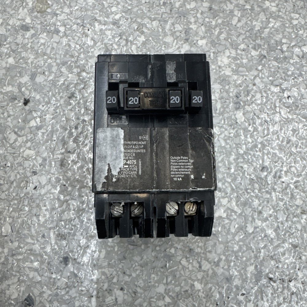 HOMT2020220 - Square D Circuit Breakers