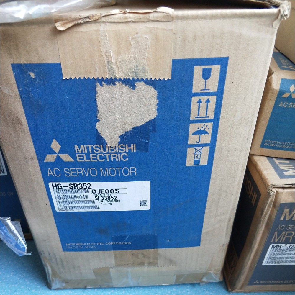 1PC New Mitsubishi HG-SR352 Servo Motor HGSR352 Sealed