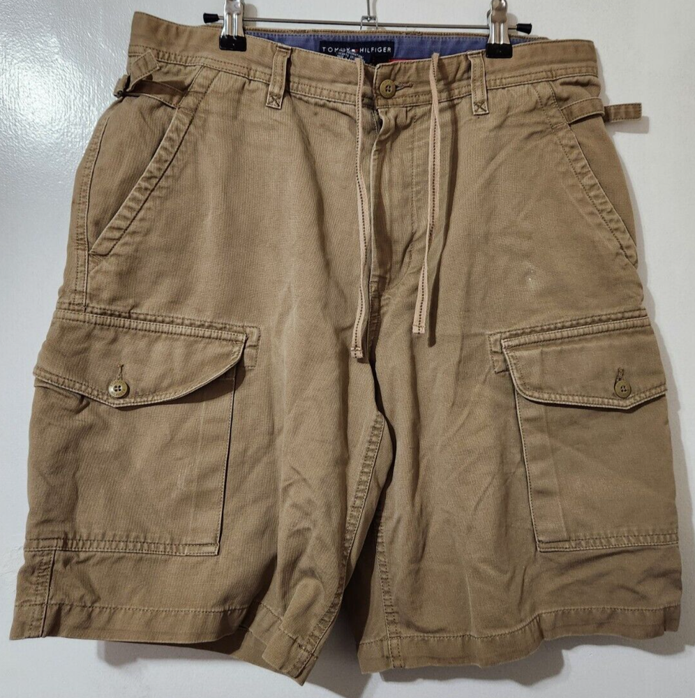 Tommy Hilfiger Men's Classic Khaki Beige Adjustable Waist Cargo Shorts Y2K Style