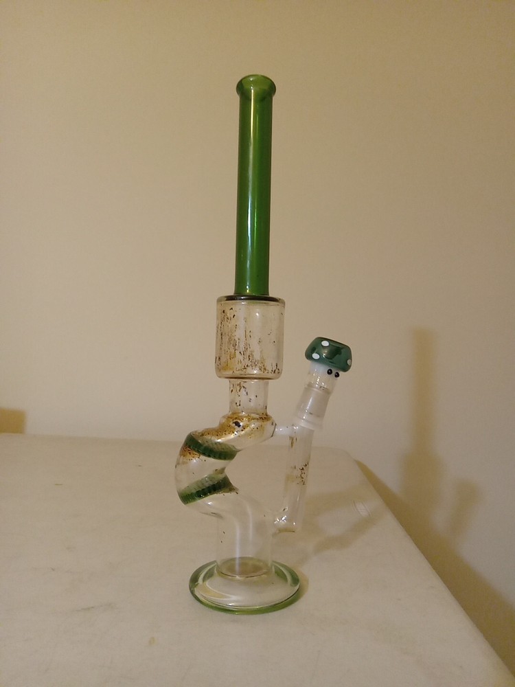 Used Glass Bong Water Pipe 15
