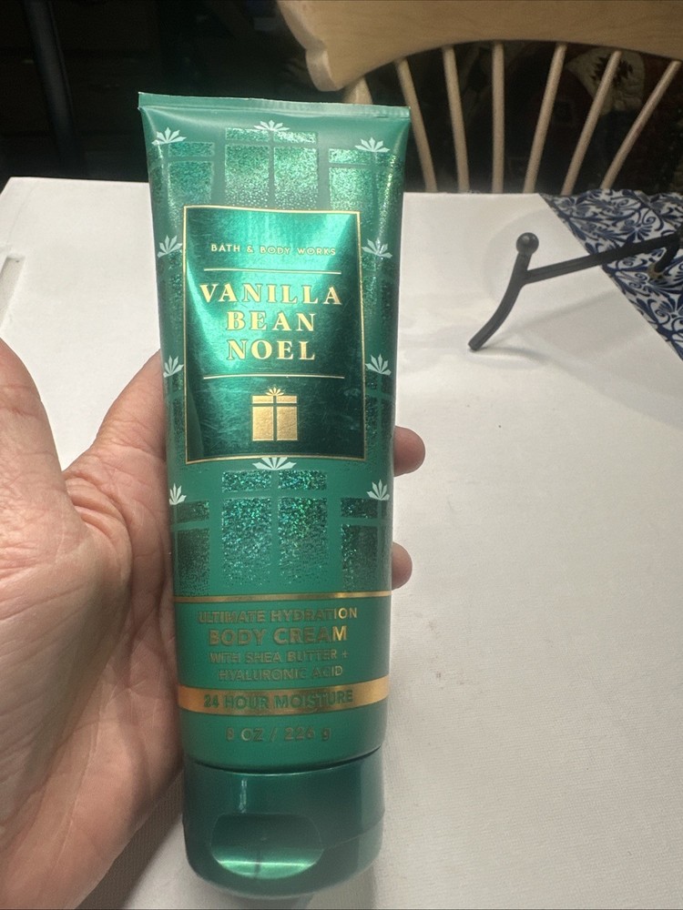 NEW Vanilla Bean Noel 8 oz Ultimate Hydration Body Cream Bath & Body Works