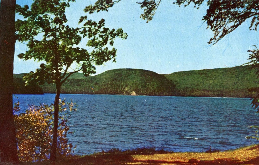 Newfound Lake & Sugar Loaf Mountain, Bristol, New Hampshire, Exc  --POSTCARD