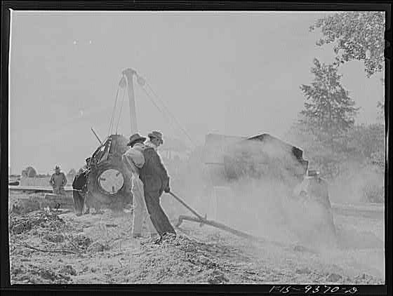 Longview Texas Arkansas State Line 1940s War Emergency Pipeline Workers