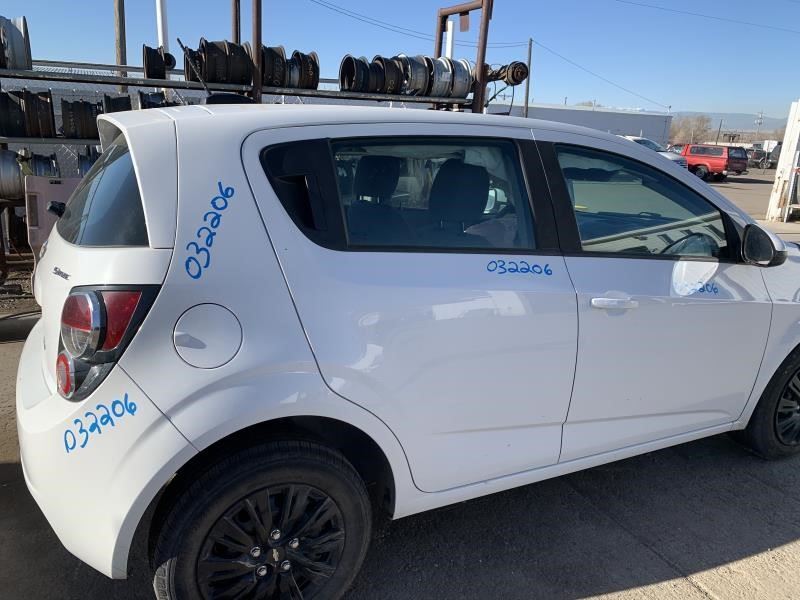 SONIC     2016 Fuel Filler Door 711456