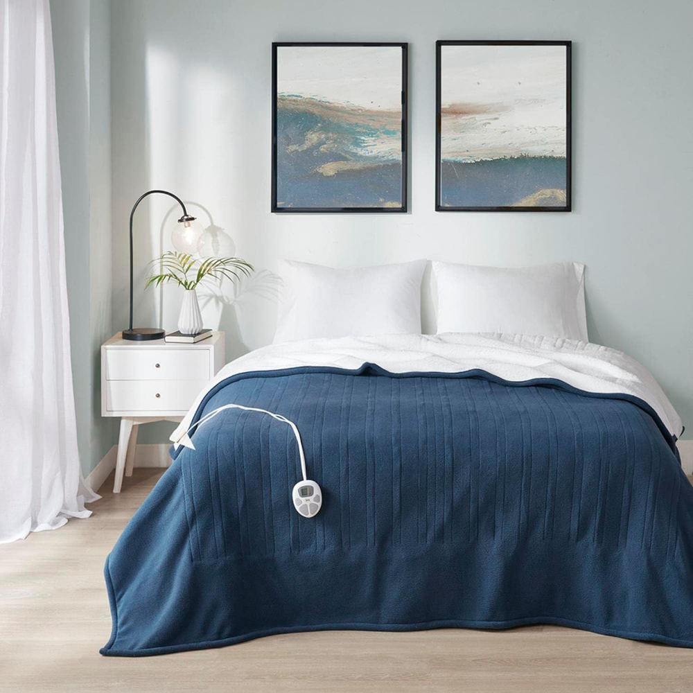 Polyester and Cotton Fleece to Sherpa Heated Blanket ST54-0099