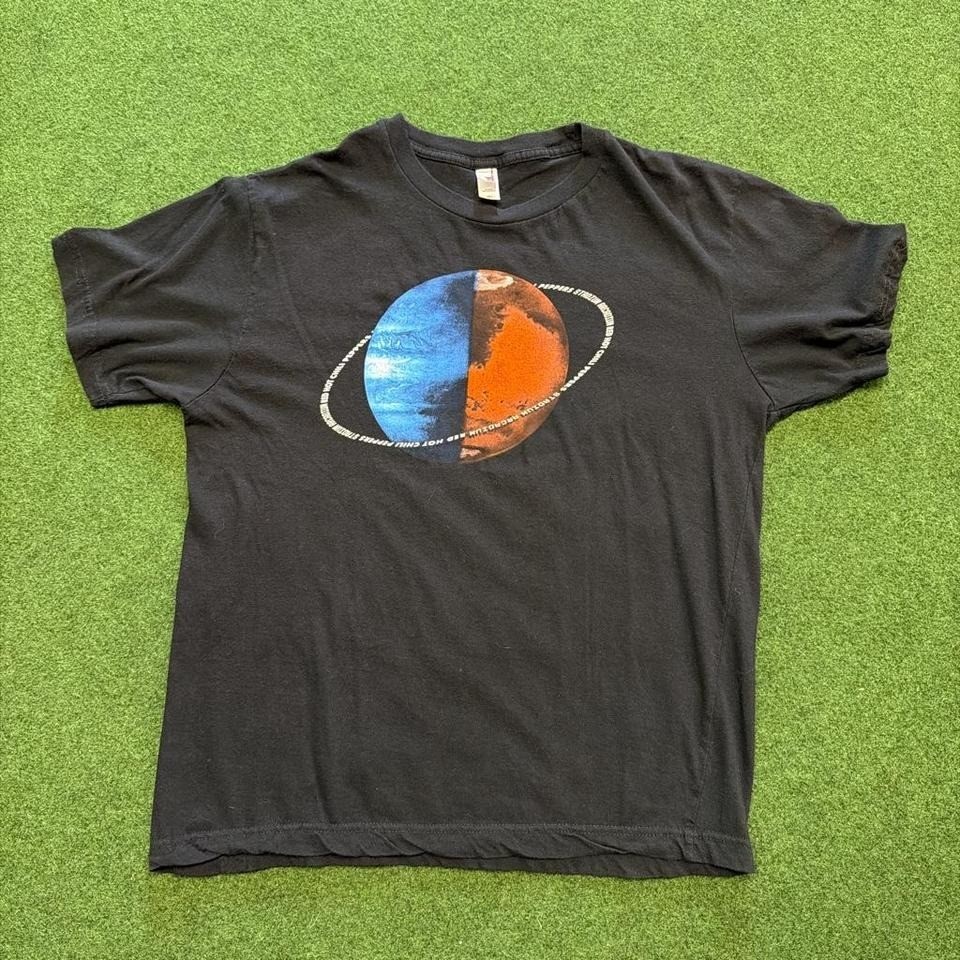 2006 vintage Red Hot Chili Peppers band tee • 06 stadium Arcadium t shirt