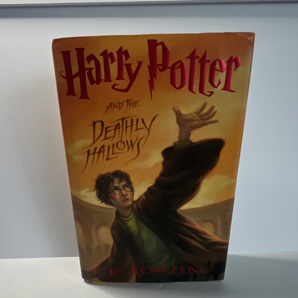 Harry Potter Deathly Hallows J.K. Rowling 1st Ed Hardcover 2007 Scholastic DJ