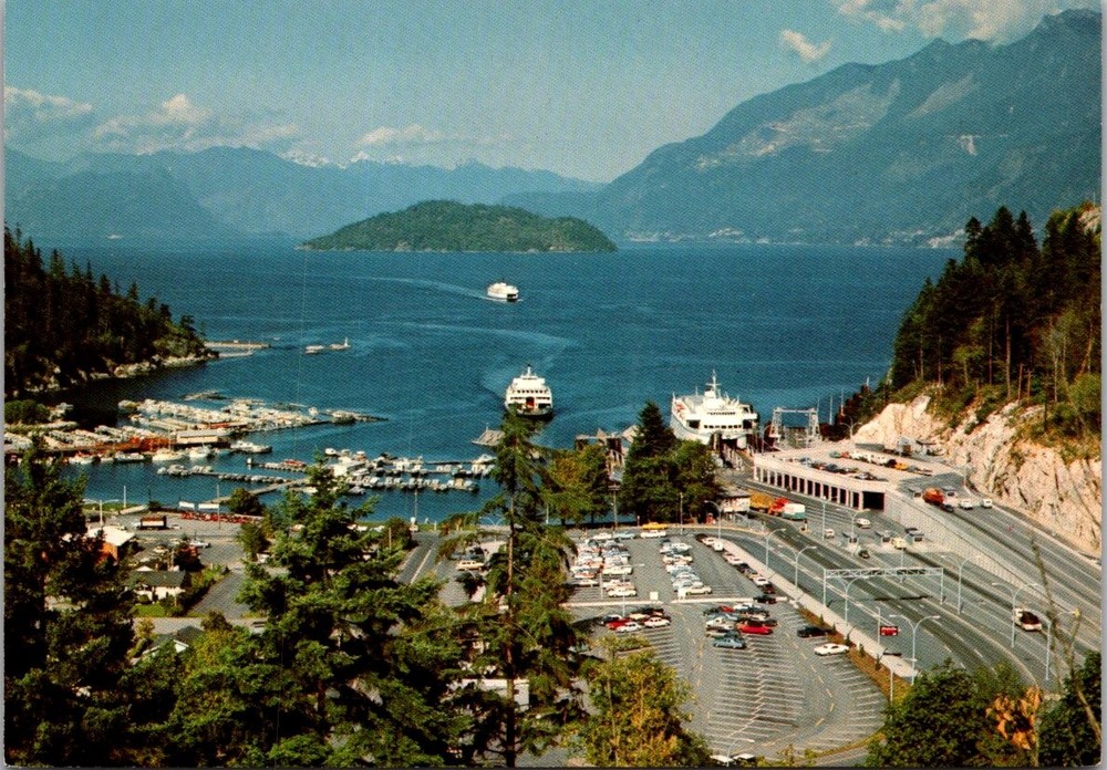 Horseshoe Bay West Vancouver B.C. Ferry Terminal Continental Postcard C112