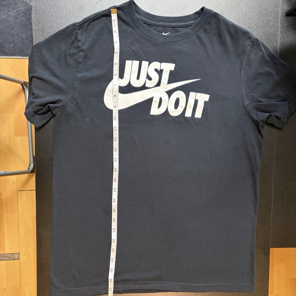 Nike Men's T-Shirt Sportswear 