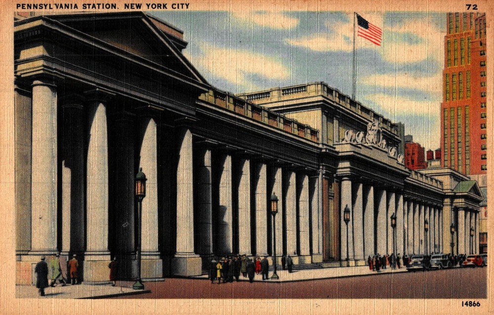 Pennsylvania Station, New York City,  Vintage Postcard