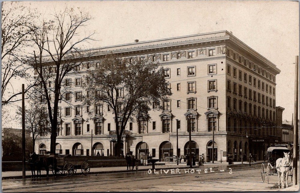 Vintage Oliver Hotel South Bend Indiana Street Scene Postcard 1910
