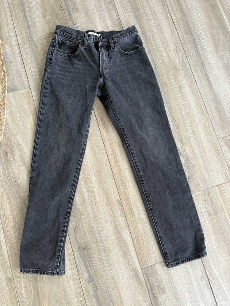 Levi’s Middy Straight, Black Denim, Size 26, Never Worn