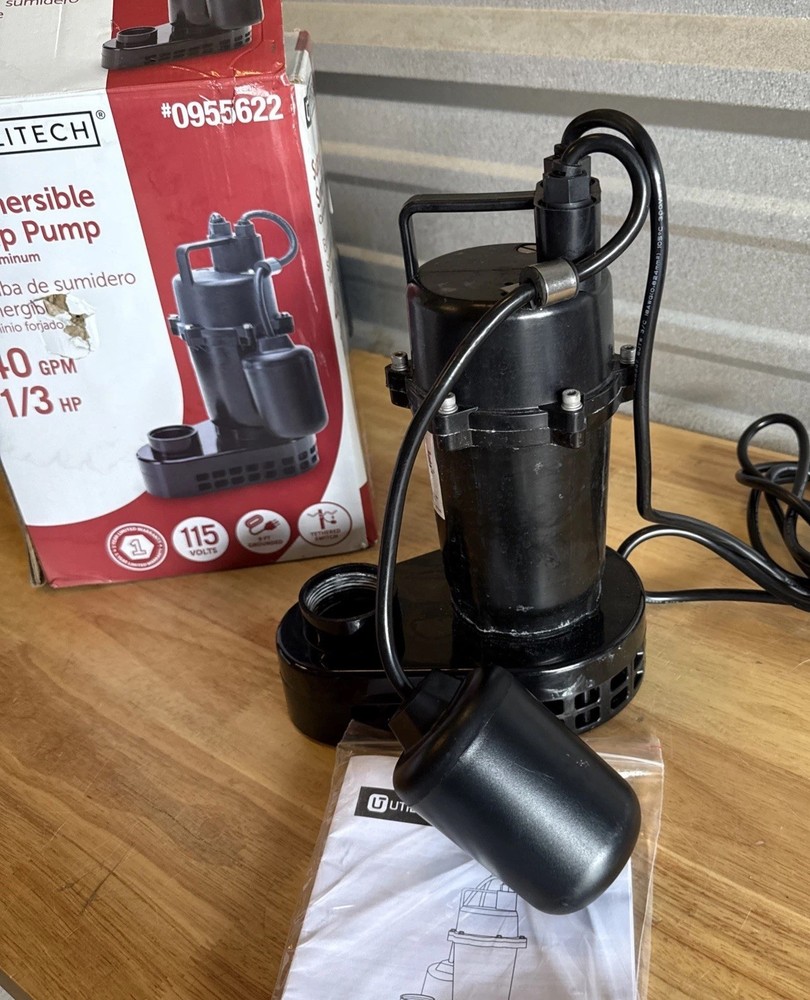 Utilitech 1/3 HP Cast Aluminum Submersible Sump Pump 40 GPM with 9ft Cord