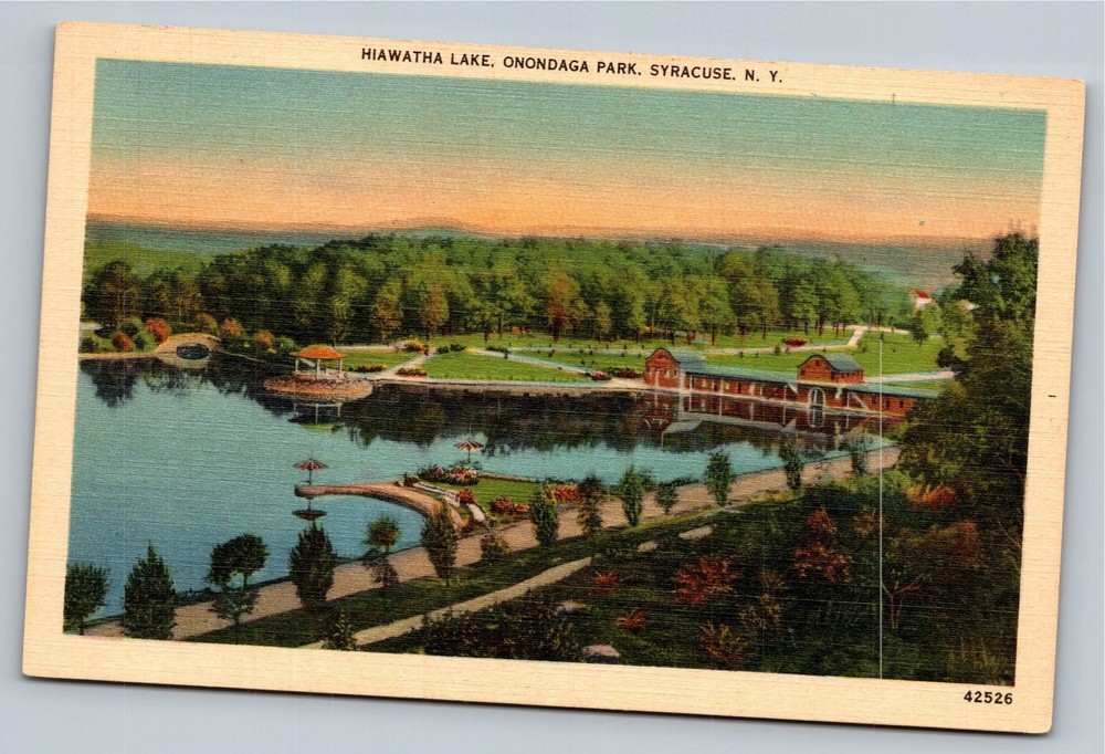 Vintage Linen Postcard Hiawatha Lake Onondaga Park Syracuse NY