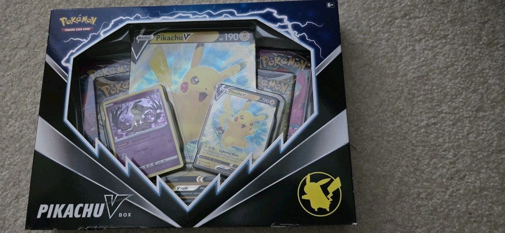 Pokémon TCG: Pikachu V Box