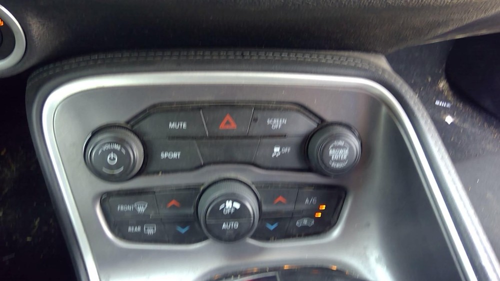 Used A/C Selector Switch for 2020 Dodge Challenger Dual Zone Temperature Control System