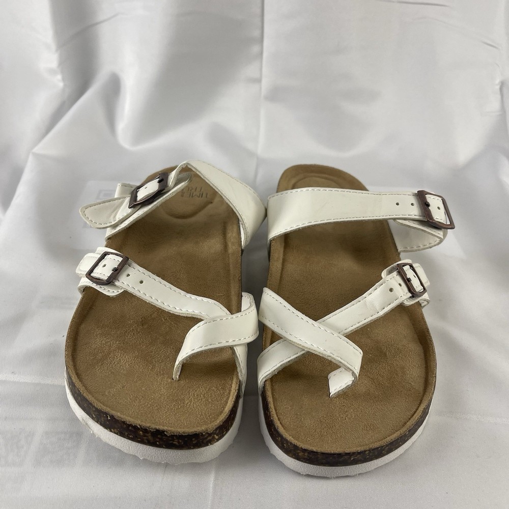 Time and Tru Women’s Size 6 White Toe Loop Cork Footbed Sandals Comfort Buckle