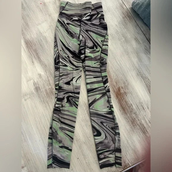 Lululemon Women’s Sz 0 Compression Workout Yoga Leggings Pants Marble Watercolor