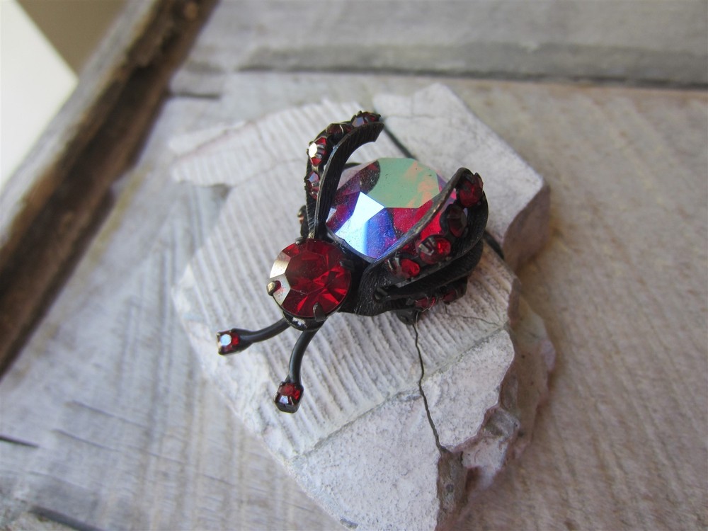 Vintage WEISS Glass Red & AB Rhinestone Black Metal 1 3/8