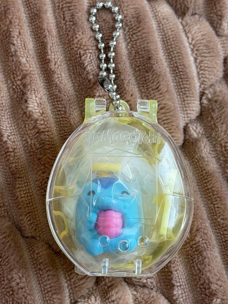 Tamagotchi Collectibles Gingirocchi Angel Snack Time