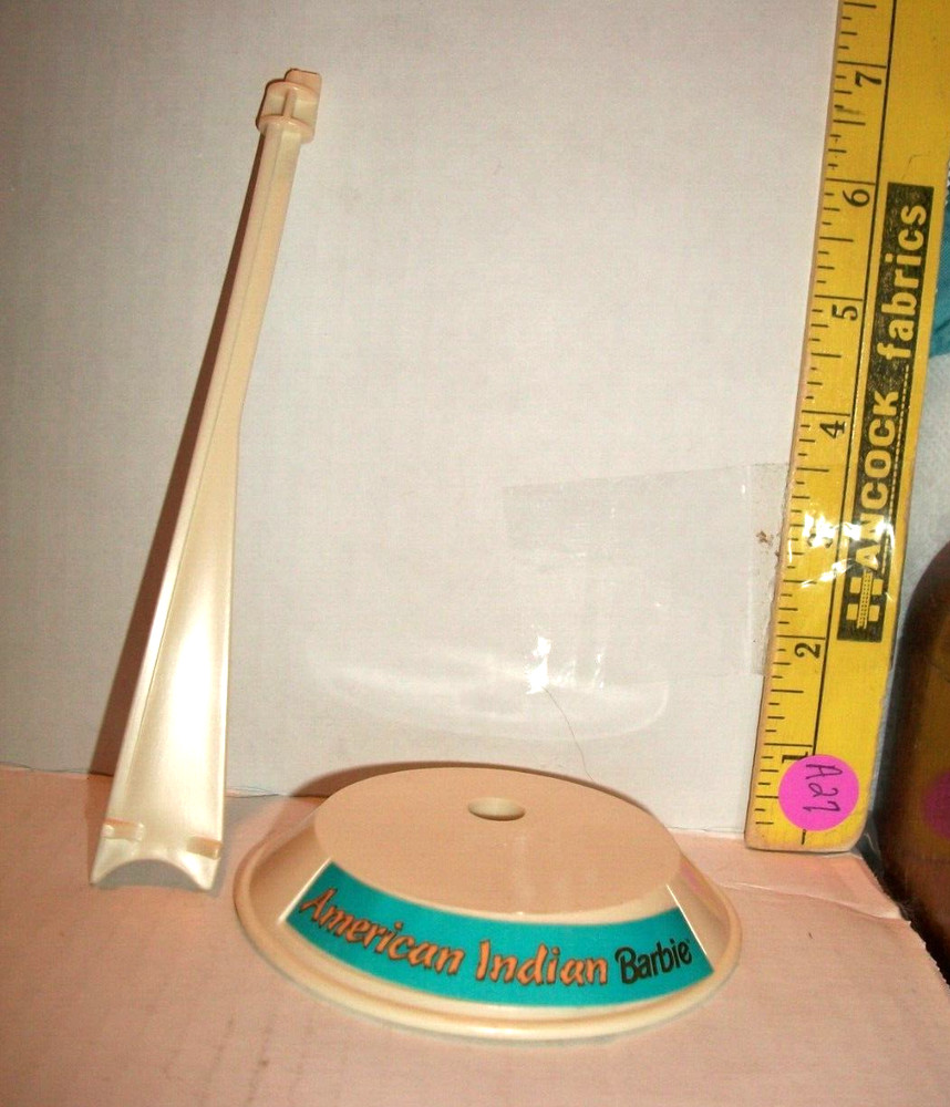 Mattel Barbie American Indian Doll Straddle Stand #A27 Accessory  Read